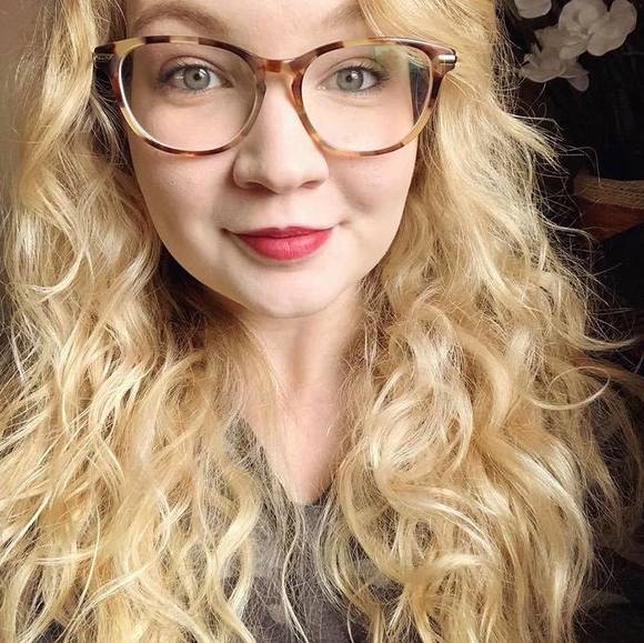 Meet your Posher, Teagan - Picture 1 of 1